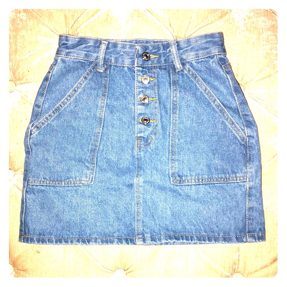 NWOT button up denim skirt